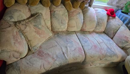 Sofa.