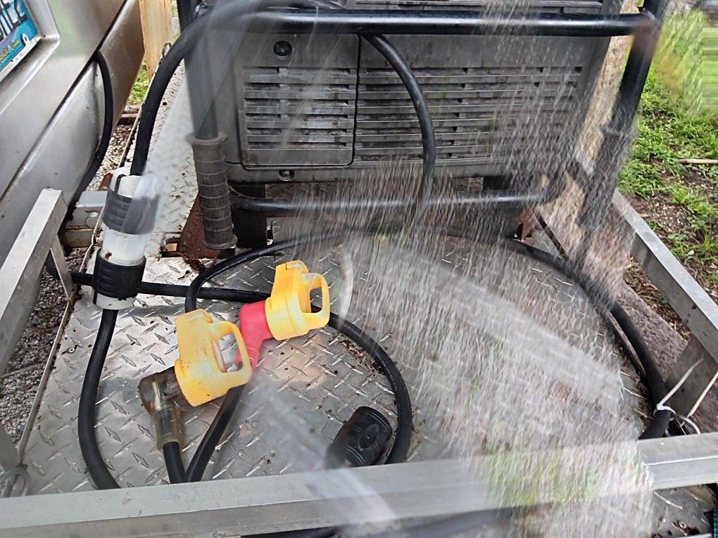 Honda 7000 Watt inverter Super quiet Generator 