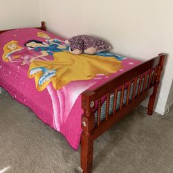 tween beautiful blanket for girl gently used