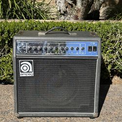 Ampeg VT-60 Guitar Amp