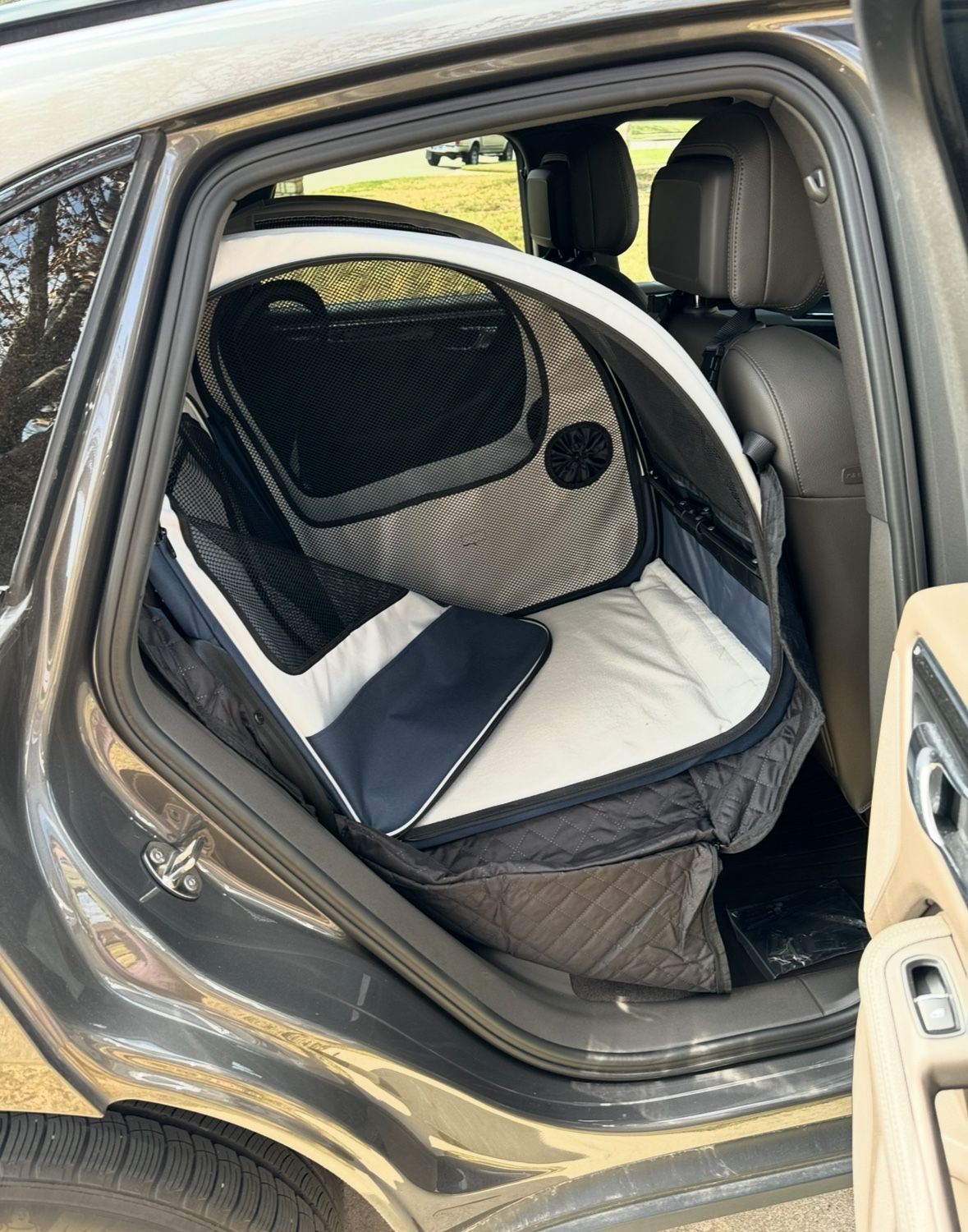 PetSafe Portable Pet Crate for Car, Aluminum Frame Dog Crate