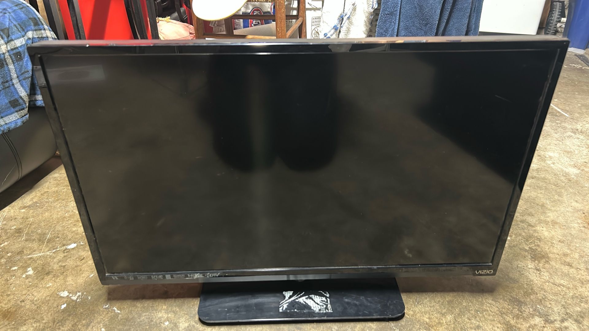 VIZIO TV