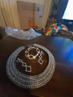 Custom  Jewelry (3)