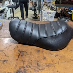 Harley-Davidson 2010-2021 Sportster Seat
