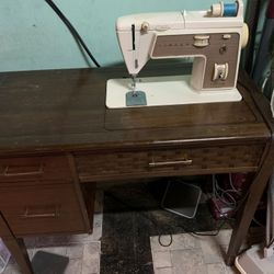 Singer Touch and Sew