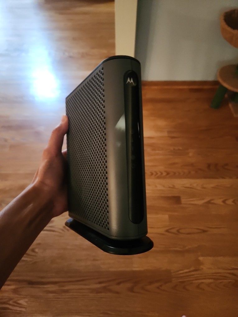 Motorola Model:MB8600 3.1 Cable Modem