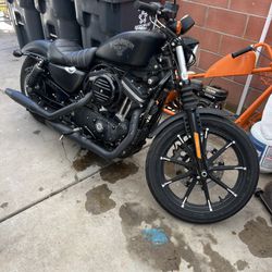 2016 Harley Davidson Iron 883 Sportster 