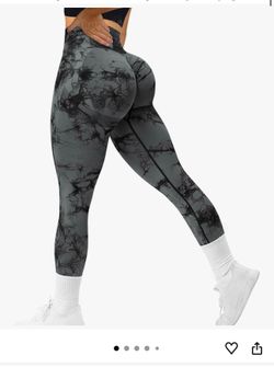 Gym legging , scrunch