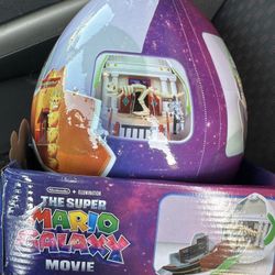 The Super Mario Galaxy Movie Yoshi Egg Playset 1.5" and Fire Mario Action Figure