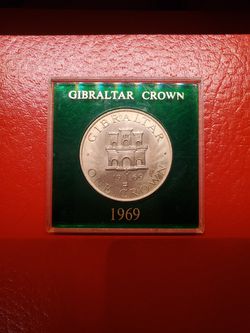 Queen Elizabeth II Gibraltar Crown Thumbnail