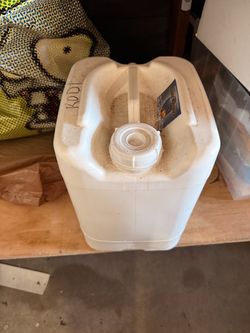 5 Gallon Saltwater Jug