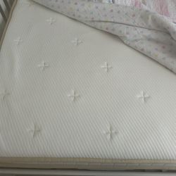 Pottery Barn Twin Size Bed 
