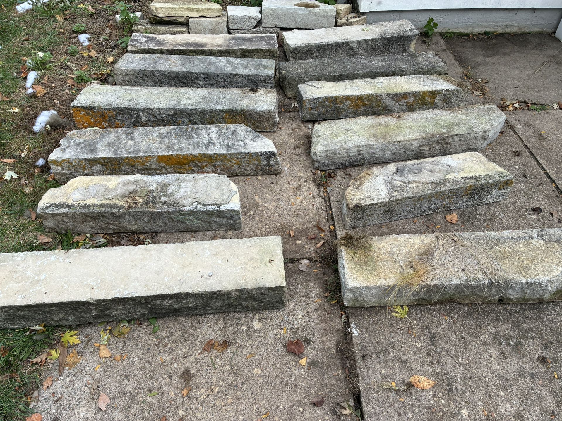 Limestone Retaining Wall / Landscape Blocks — Heavy Duty Natural Stone