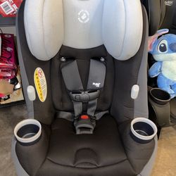 Maxi cosi car seat