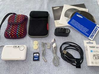 Samsung i8 8 Megapixel Compact Digital Camera