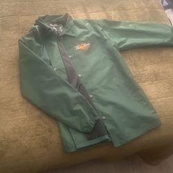 Windbreaker Primitive 