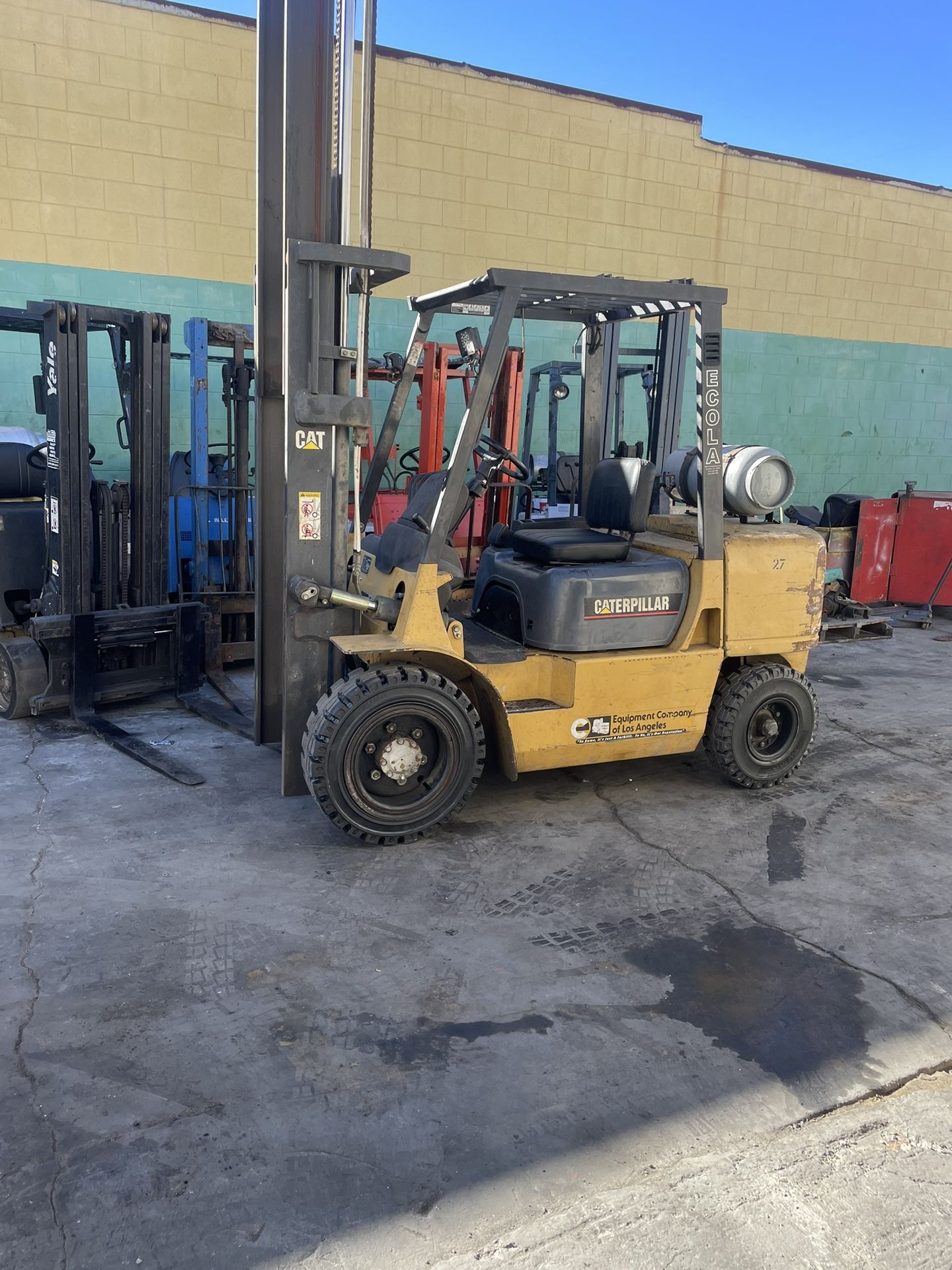 Forklift 