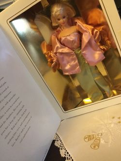 Evening Sophisticate collectors edition Barbie 👱🏻‍♀️🛍🎁