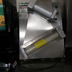 Used Doyon Sheeter With 2 Rollers