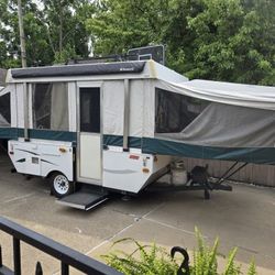 2011 COLEMAN YUMA POP UP TRAILER