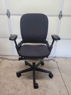 Steelcase Leap V1 Ergonomic Computer Desk Office Chair Fully Loaded