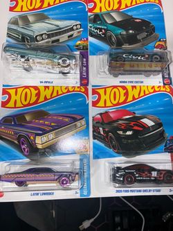 Hot Wheels Die-Cast Cars Lot of 4