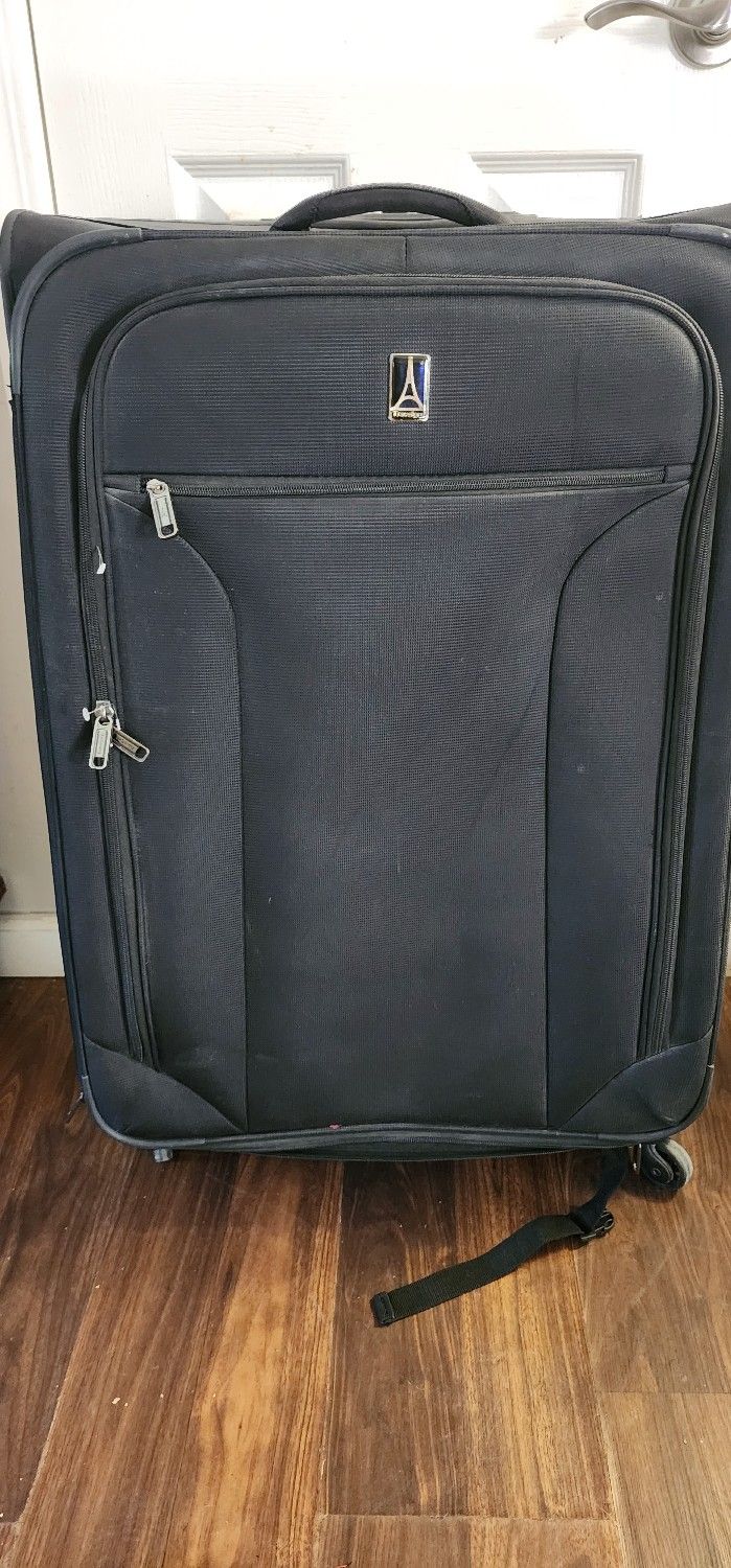 Travelpro Crew Versapack