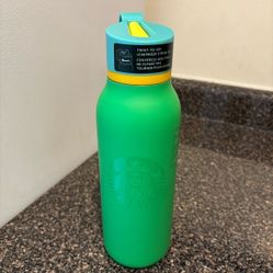 Starbucks New Green 32 Oz Insulated Cup Never Used
