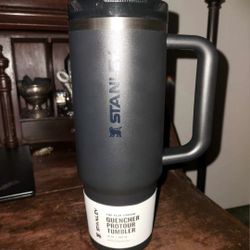 Stanley Quencher Cup Never Used
