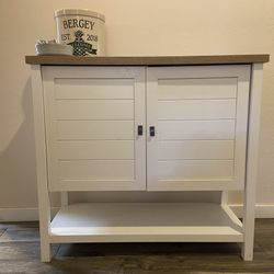 Entryway Cupboard 