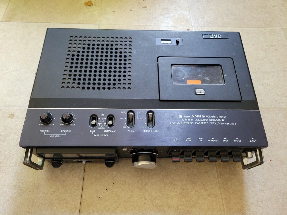 JVC KD-1636 Mark II - Portable Cassette Deck Stereo