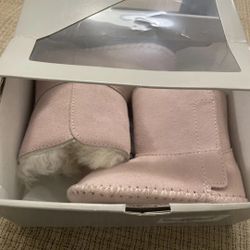 Infant UGG Caden Snow Boots /sz 2/3 (12-18Months ) Booties pink Sheepskin