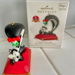 Hallmark: Pepe Le Pew Ornament