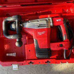 Milwaukee 15lb SDS-Max Demolition Hammer 