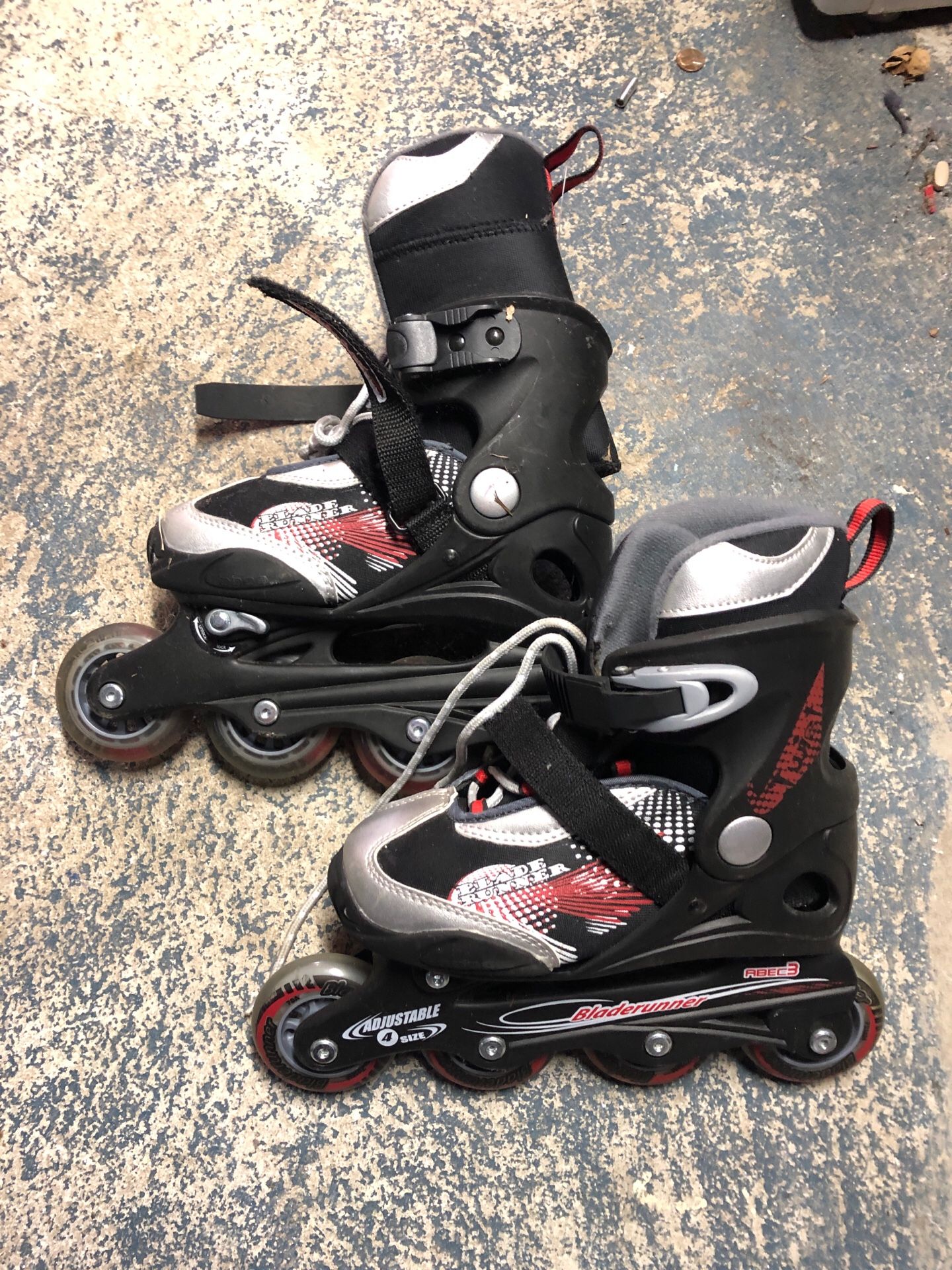 Roller blades
