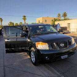 2015 Nissan Armada 