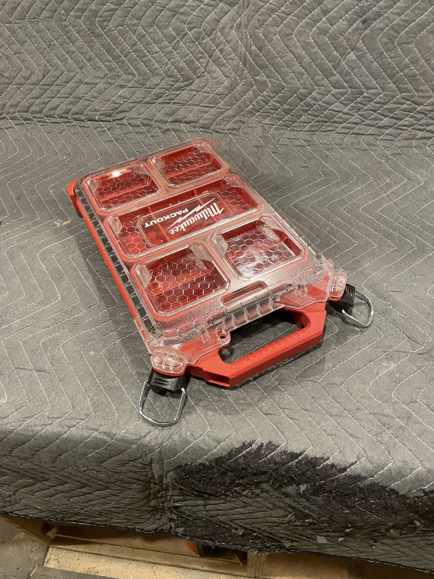 Milwaukee Packout 5 Compartment Low Profile Small Parts Box