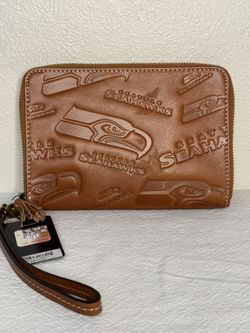 New With Tags: Leather Seahawks Wristlet Purse 