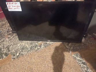 LG 32 inch tv with remote and Sony dvd player with remote
