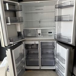 Samsung 23 cu. ft. Counter Depth 4-Door French Door Refrigerator with Beverage Center in Stainless Steel