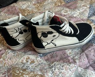 Snoopy Vans