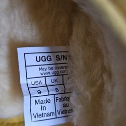 UGG