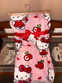 Hello Kitty Hearts/Apples Blanket