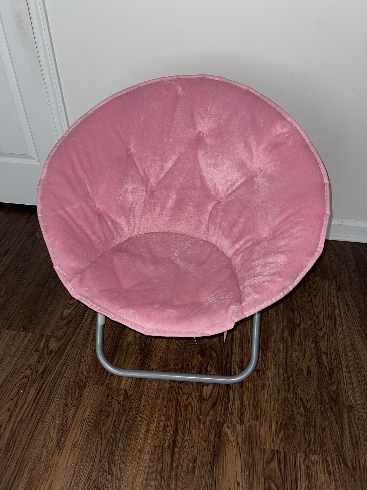 Saucer Chair