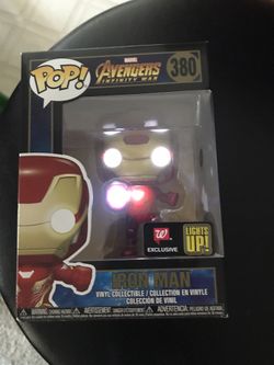 Funko pop marvel avengers infinity war iron man light up