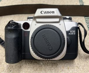 Canon Elan ll Film SLR camera