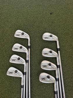 Right handed PXG  0317 CB 4-pw+aw iron se]