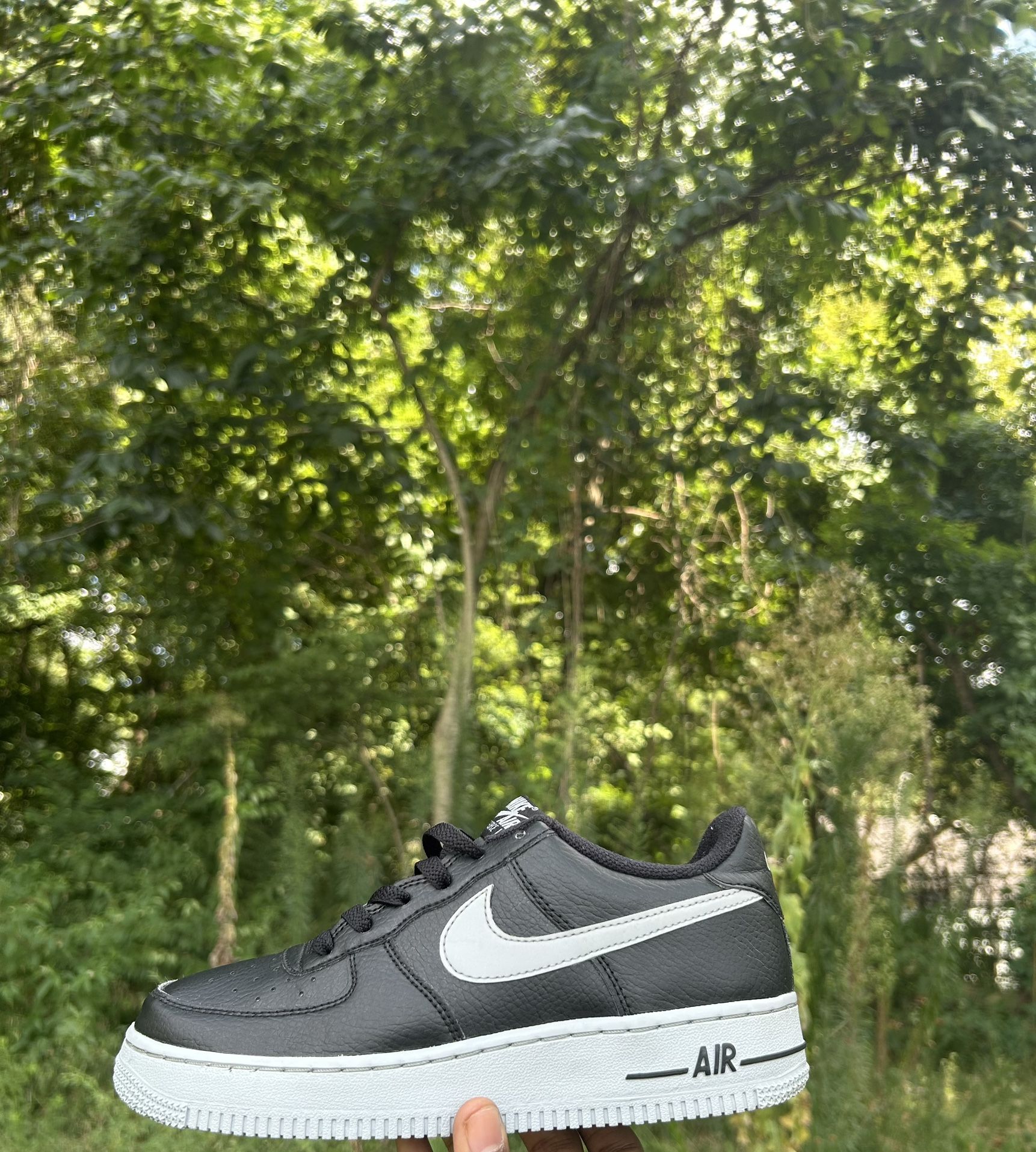 Nike Air Force// Gray N Black