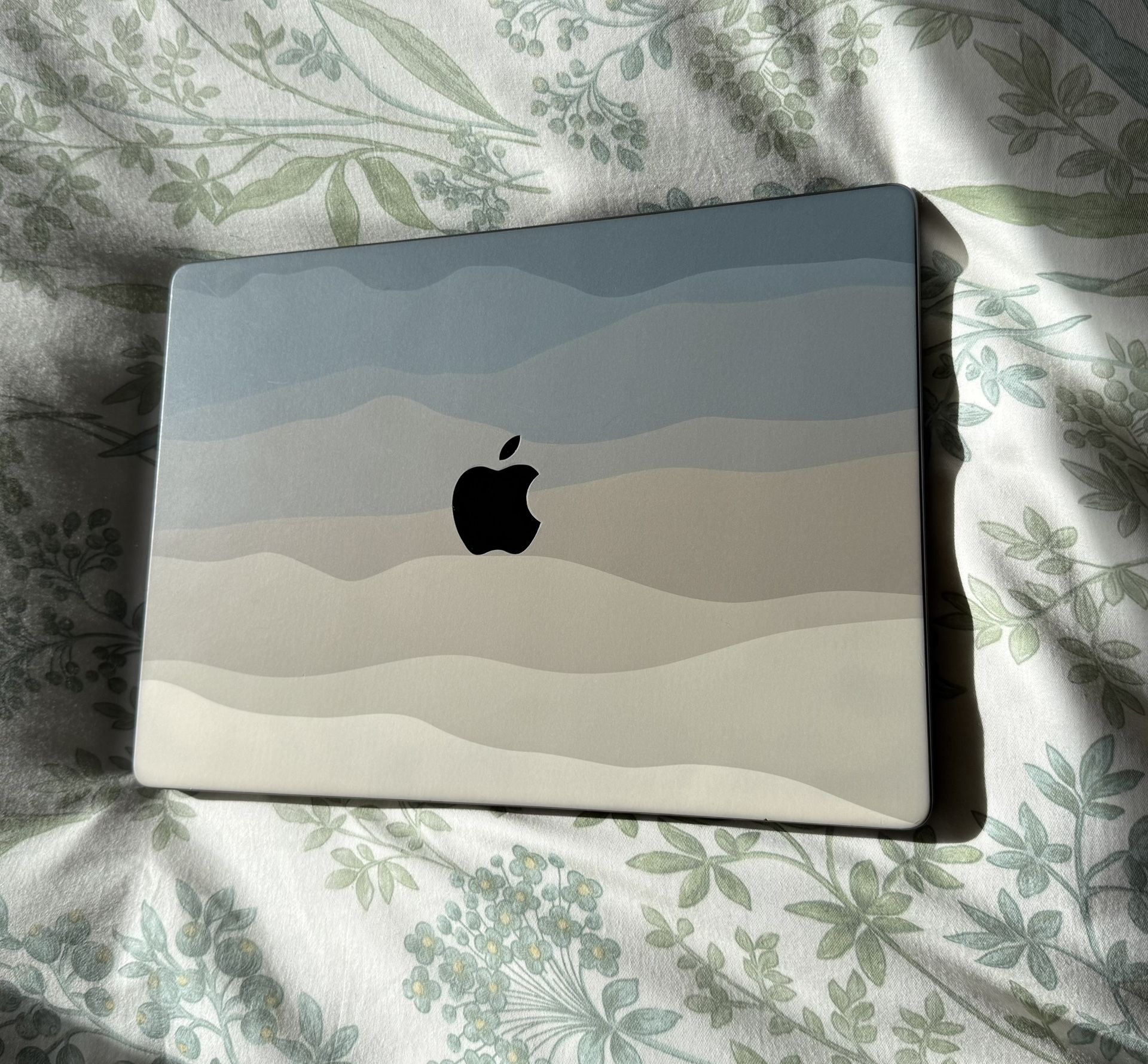 Apple MacBook Pro M3 Pro 18GB 14 Inch