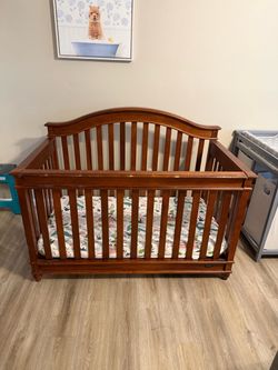 Crib (very sturdy)